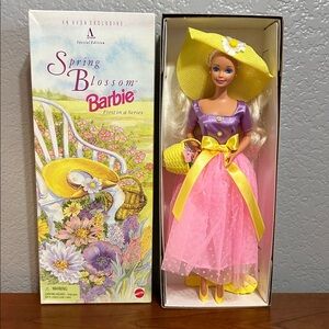 New 1995 Vintage Spring Blossom Barbie Doll Avon Exclusive Special Edition